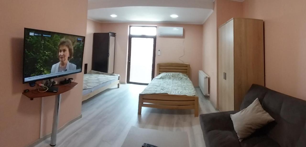 Full House Apartman Tbiliszi Kültér fotó